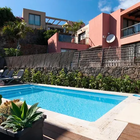 Tropical By Villagrancanaria
